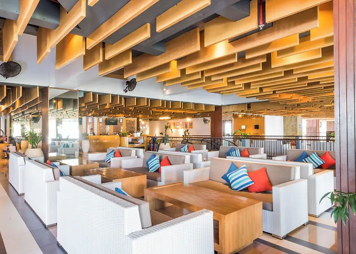 The One 4* Legian (Bali)