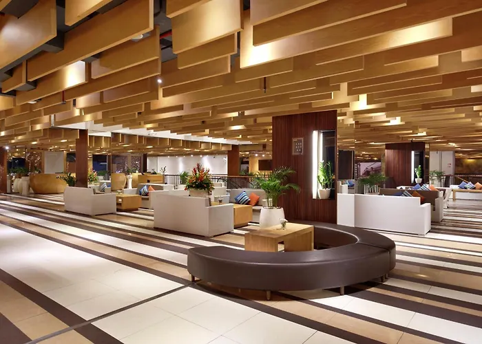 Hotel The One 4*